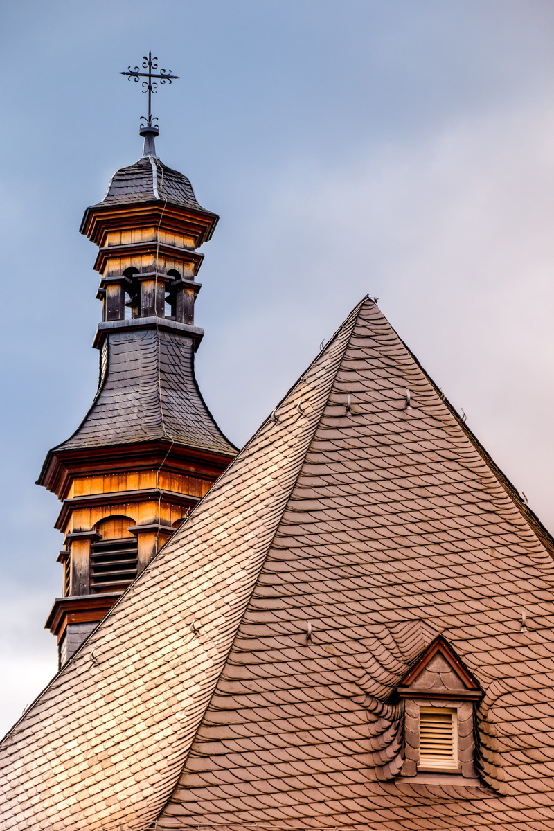 gable, travel destinations, window, cross, roof tile, religion, no people, andernach, blue, daytime, building, brown, landscape, spirituality, place of worship
