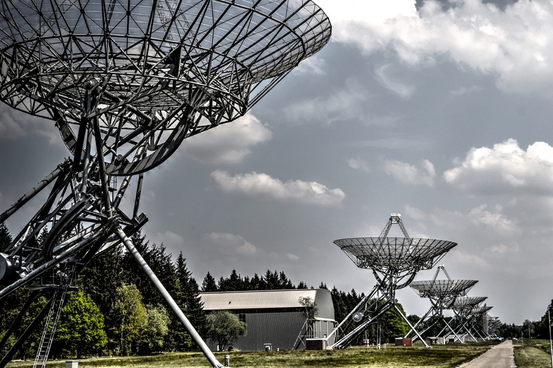 sky, growth, astron, low angle view, building exterior, nature, overcast, radio telescope, plant, no people, architecture, metal, technology, westerbork