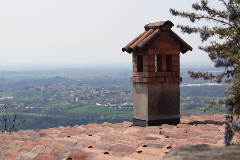 building, roof tile, landscape, tower, observation point, house, building exterior, roof, residential district, vista, cityscape, lombardy, built structure