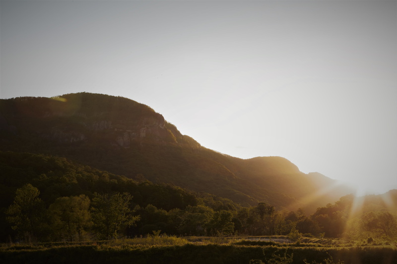 land, sun, burst, scenery, beauty in nature, outdoors, tranquil scene, sunrise, 5K, sky, water, life, no people, mountain range, god, countryside, sunlight