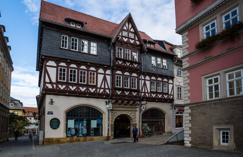 city gate, town hall, street, transportation, day, cloud - sky, real people, arch, world heritage, pharmacy, luther, wartburg castle, marketplace, sky
