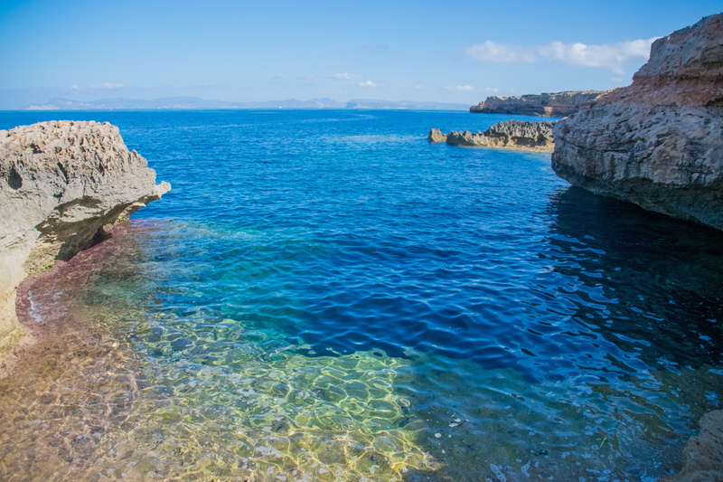 rock, outdoors, day, sky, 5K, nature, rocky coastline, horizon over water, formentera, beauty in nature, rock formation, cala, sea, horizon, rock - object