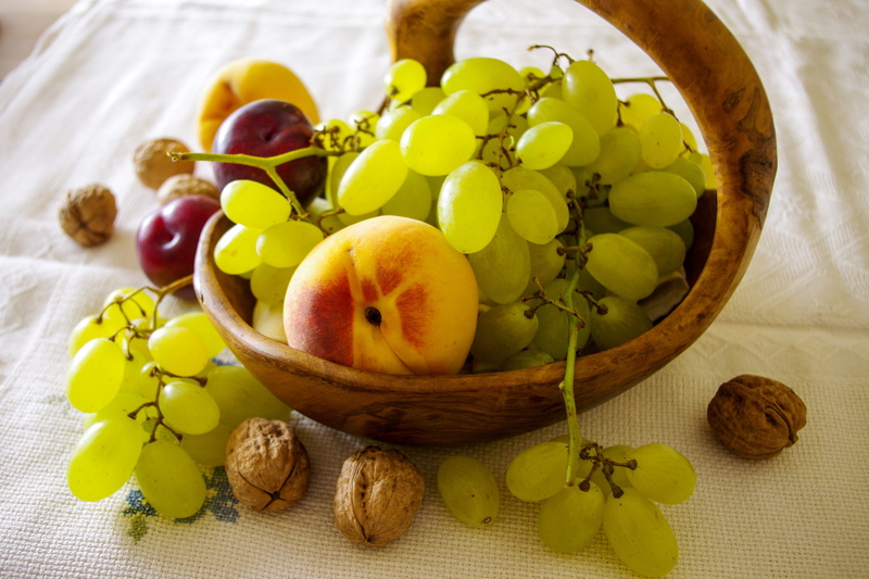 grape, food and drink, indoors, no people, ripe, table grapes, table, still life, variation, raking light, apple - fruit, pear, fishing, walnuts, basket