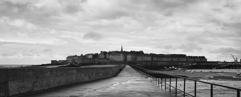 outdoors, travel, clouds, building exterior, architecture, no people, 5K, rocks, church, travel destinations, history, st-malo, building, wall, walk, overcast