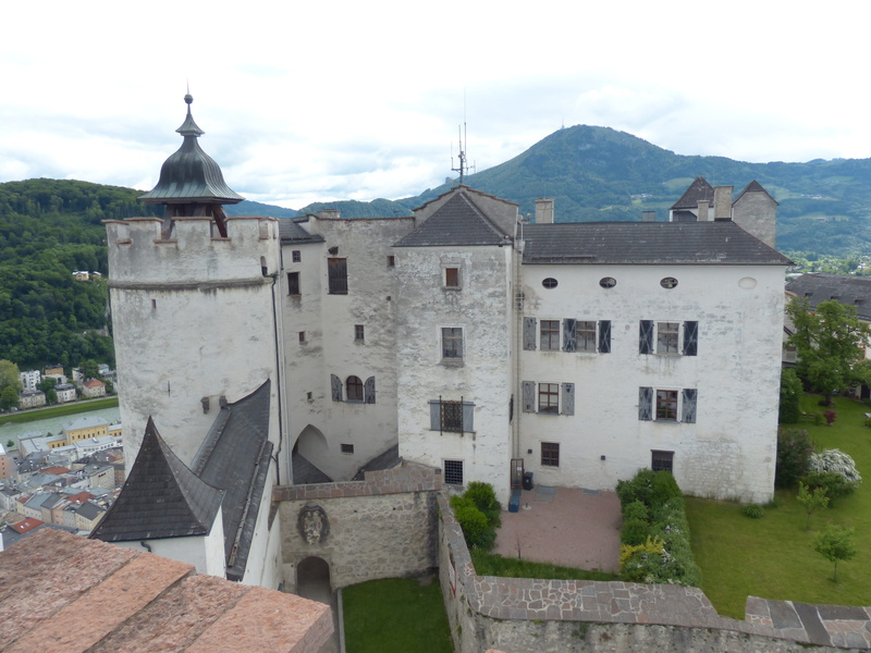 knights castle, history, tourist attraction, tower, place of worship, sublime, building, belief, religion, middle ages, outdoors, roof, austria, mountain