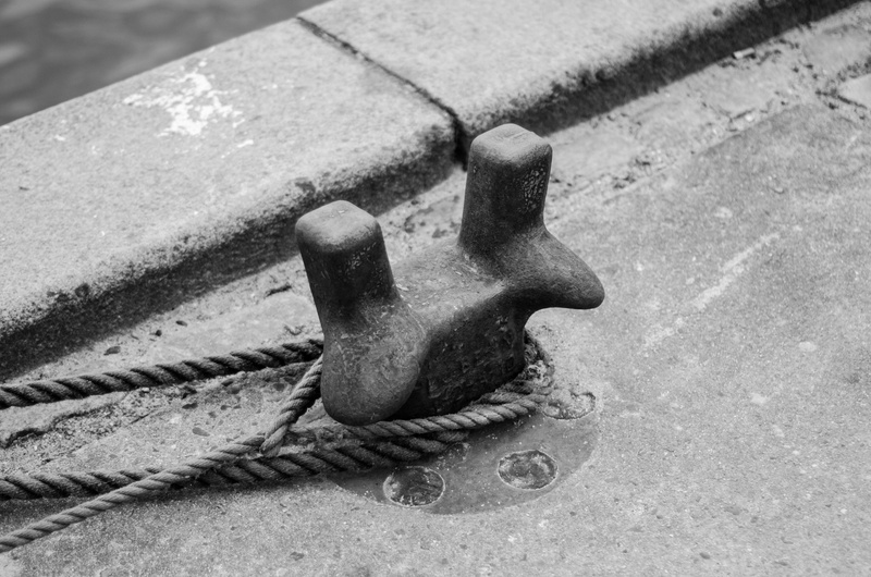 focus on foreground, transport, high angle view, footpath, cable, nature, maritime, no people, metal, day, history, 4K, still life, strength, old, transportation