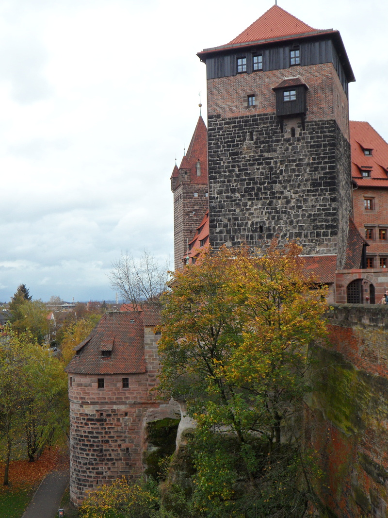 knights castle, built structure, the past, autumn, tower, defend, Nuremberg, old, no people, building exterior, nature, plant, architecture, moat, history
