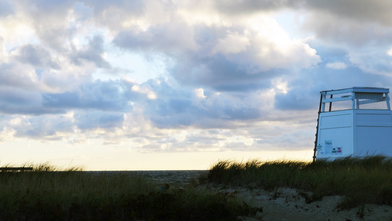 sunset, built structure, tranquility, 5K, horizon, morning, sky, land, coast, grass, lifeguard tower, beach, oak bluffs, nature, sunrise, massachusetts