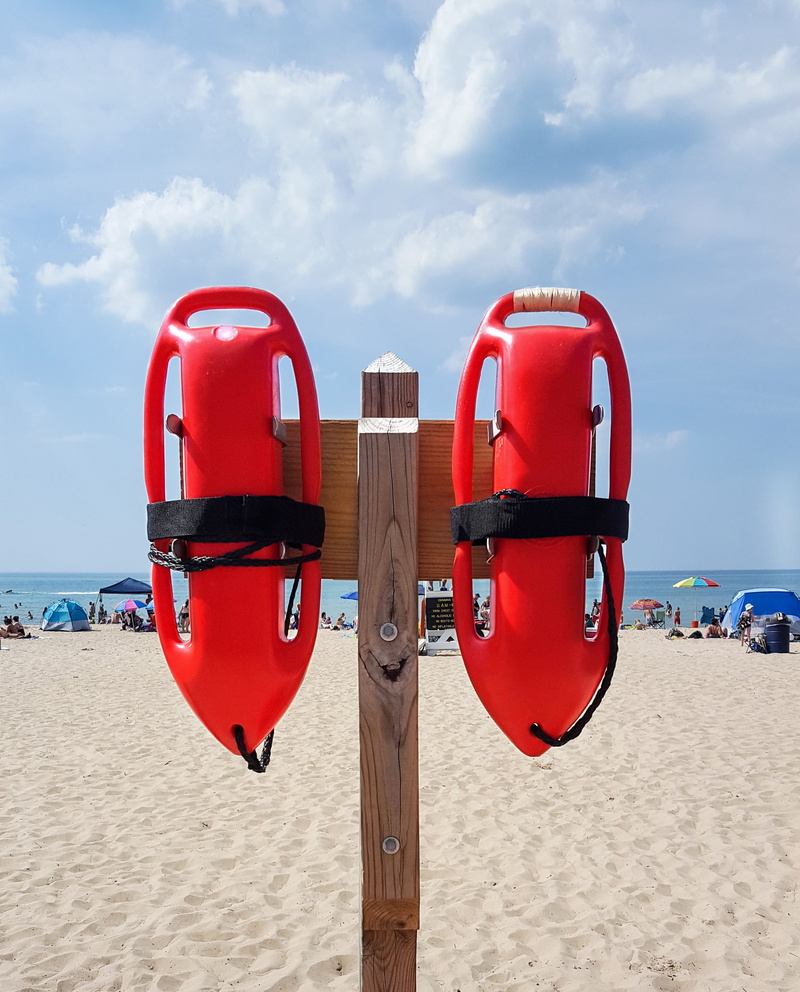 aid, wooden, two, water, outdoors, sand, emergency, lifeguard, no people, post, brown, lifebuoy, cloud - sky, scenics - nature, sky, 2K, buoy, protection