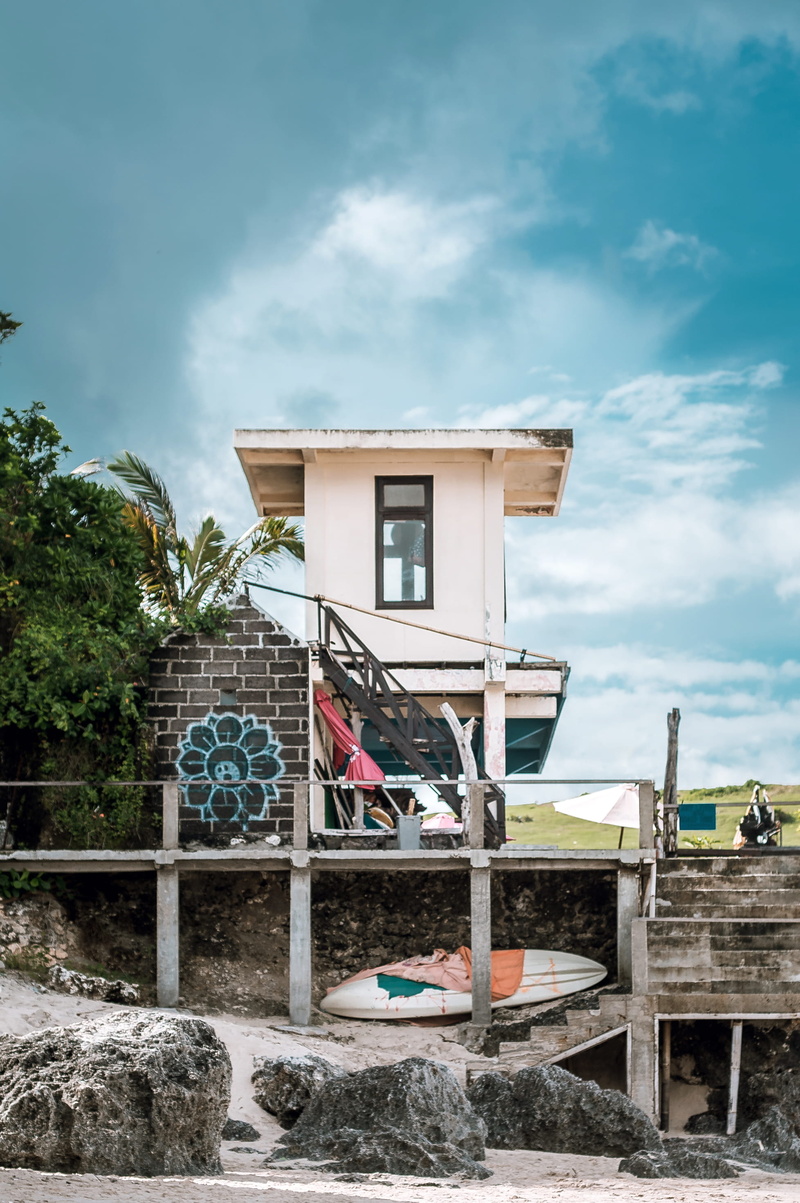 plant, nature, hut, photography, wood - material, clouds, sky, exterior, outdoors, landscape, home, cloud - sky, 2K, travel, land, rocks, window, beach hut