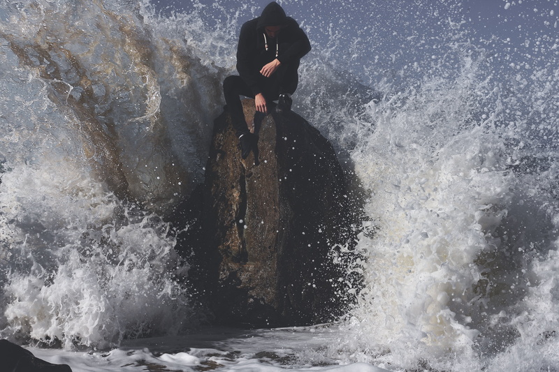 nature, surfing, coastal, people, beauty in nature, one person, one man only, leisure activity, water, waves, day, daytime, flowing water, splashing, lifestyles