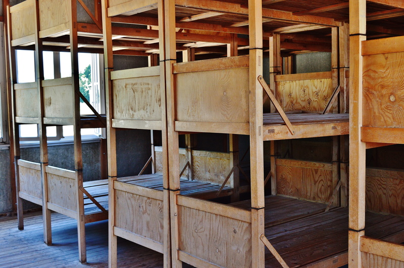 cruel, roof beam, konzentrationslager, no people, nature, wood, terrible, absence, sleeping room, table, mass murders, indoors, empty, bunkhouse, seat