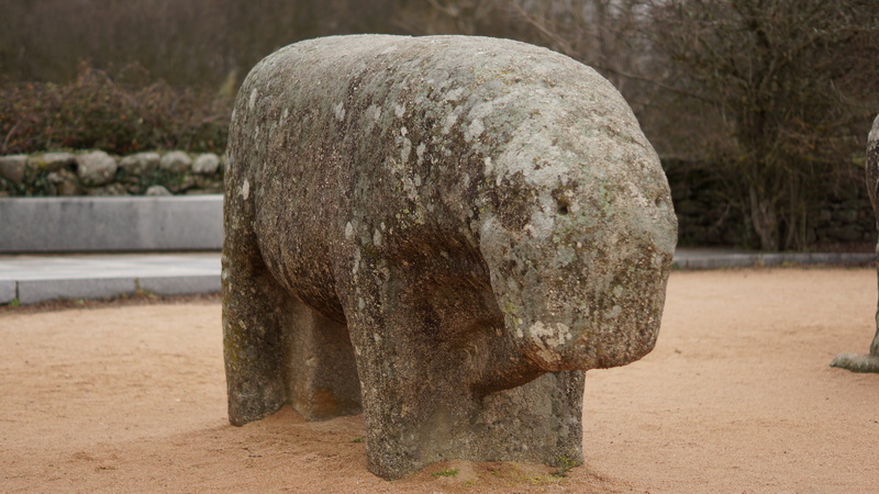 the past, statue, age, land, plant, boar, bulls, nature, travel, sculpture, animal, art and craft, 4K, tree, no people, iron, avila, mammal, single object