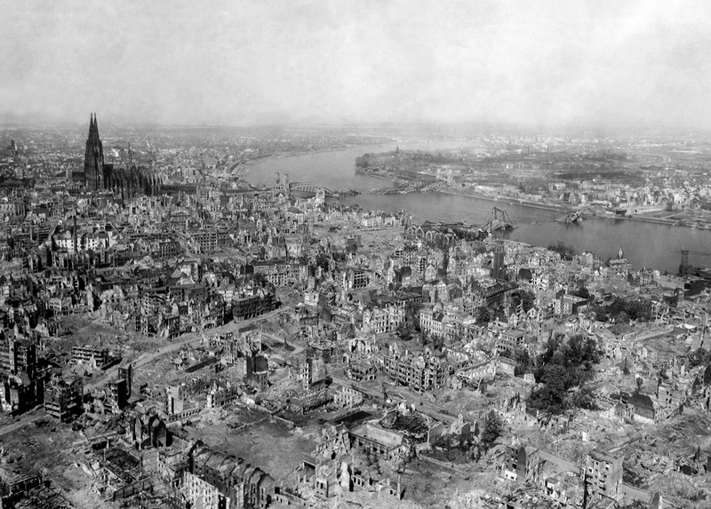 destroyed, the past, building exterior, world war ii, building, photography, land, day, sky, reconstruction, cologne cathedral, no people, Bombing, 1945