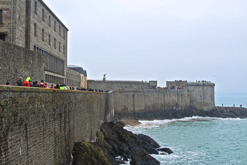 fort, building exterior, building, saint malo, day, wall, rock, nature, the past, brittany, motion, 4K, outdoors, architecture, stone wall, solid, history