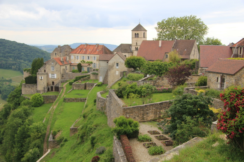 day, nature, sky, ramparts, green color, tree, 5K, built structure, building exterior, architecture, plant, outdoors, cloud - sky, jura, medieval village