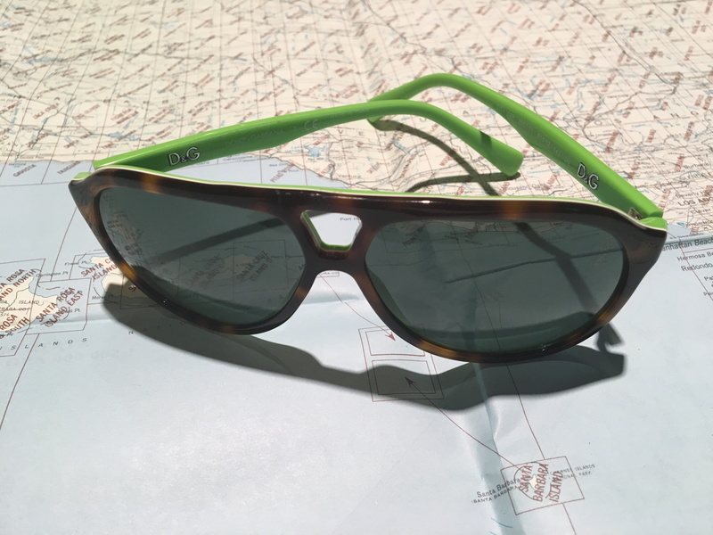glass - material, no people, close-up, eyesight, nature, personal accessory, focus on foreground, transparent, day, protection, reflection, sunglasses