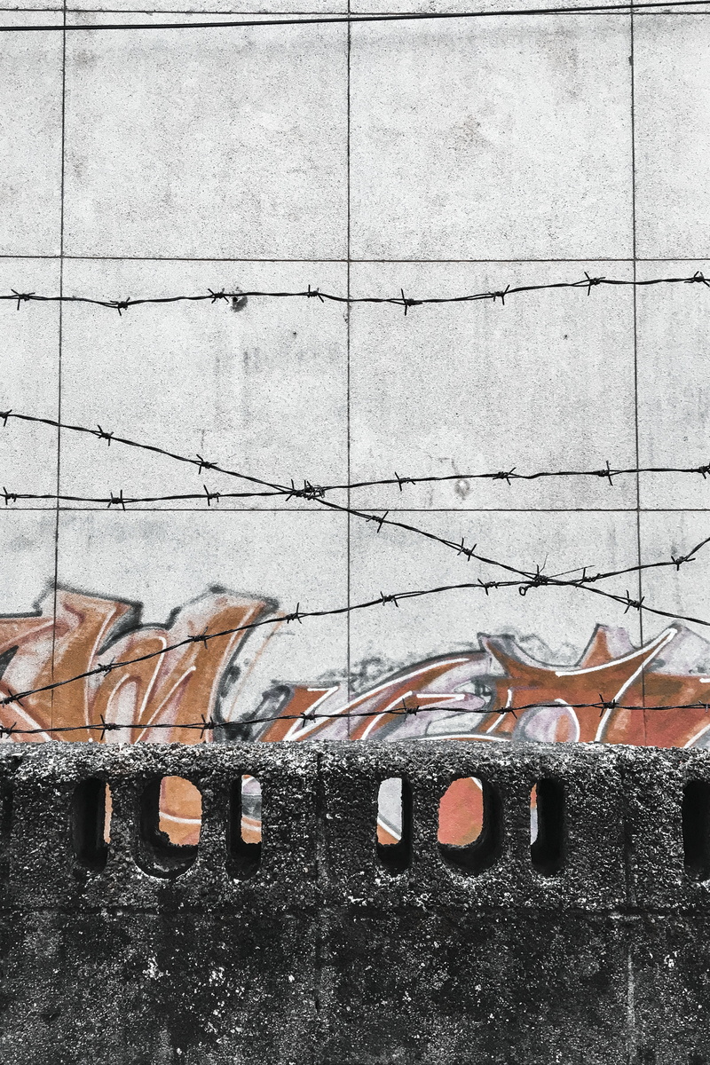 nature, line, barb wires, behind, industry, retro, rust, steel, absence, art, security, design, wall, architecture, city, drying, snowing, transportation