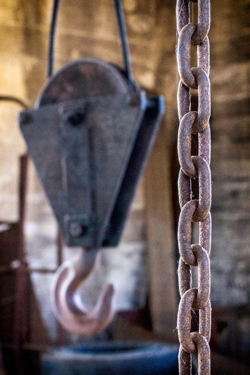 lost place, metal, rusty, safety, germany, pattern, no people, GDR, orange, chain, hanging, focus on foreground, spremberg, 2K, hook, wall - building feature