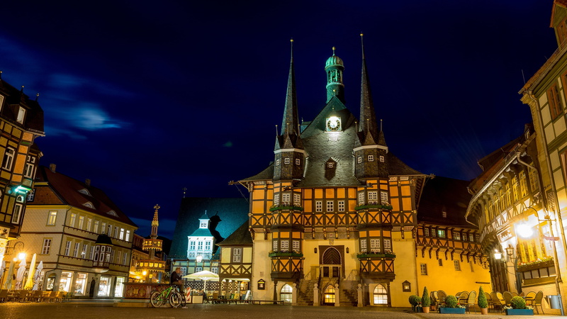 Playground, Germany, the city, lights, 4K, night, architecture, cyclist, building, tables, the night sky, home, Wernigerode