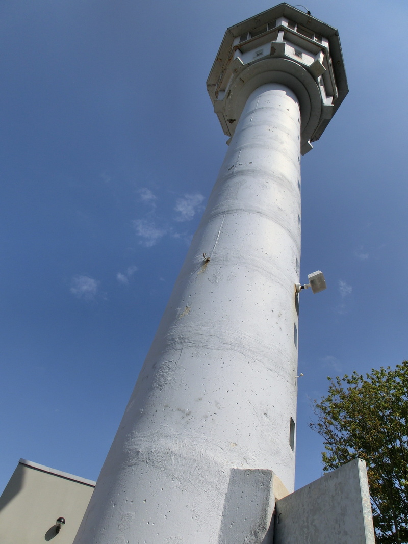 low angle view, 4K, architectural column, Watchtower, Ddr, building, white color, metal, day, building exterior, sky, city, sunlight, blue, Tower, no people
