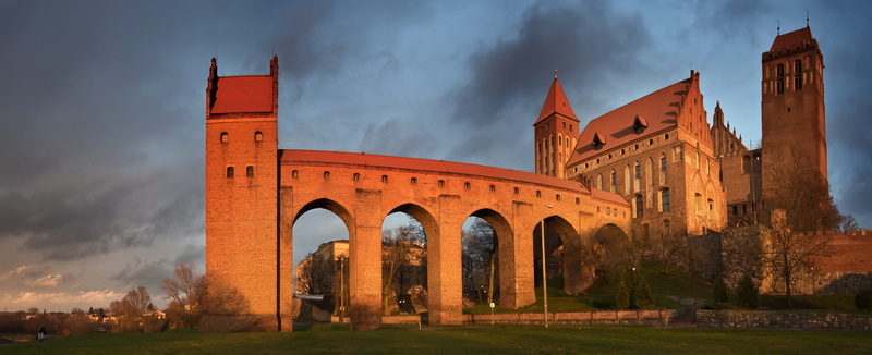 panoramic, outdoors, no people, built structure, sky, plant, cloud - sky, the past, sunset, Kwidzyn, building, tourism, Poland, dusk, architecture, tower
