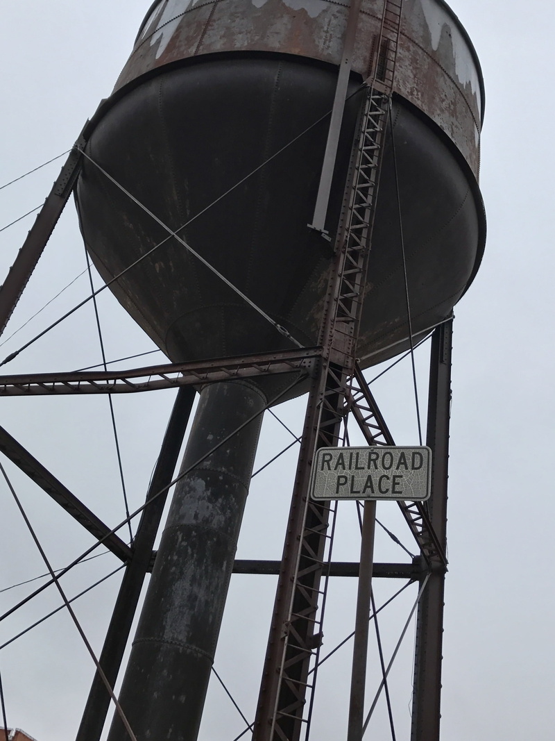 tank, direction, landmark, metal, rusty, rusted, water conservation, day, tower, architecture, urban, outdoors, brown, water tower - storage tank, nature