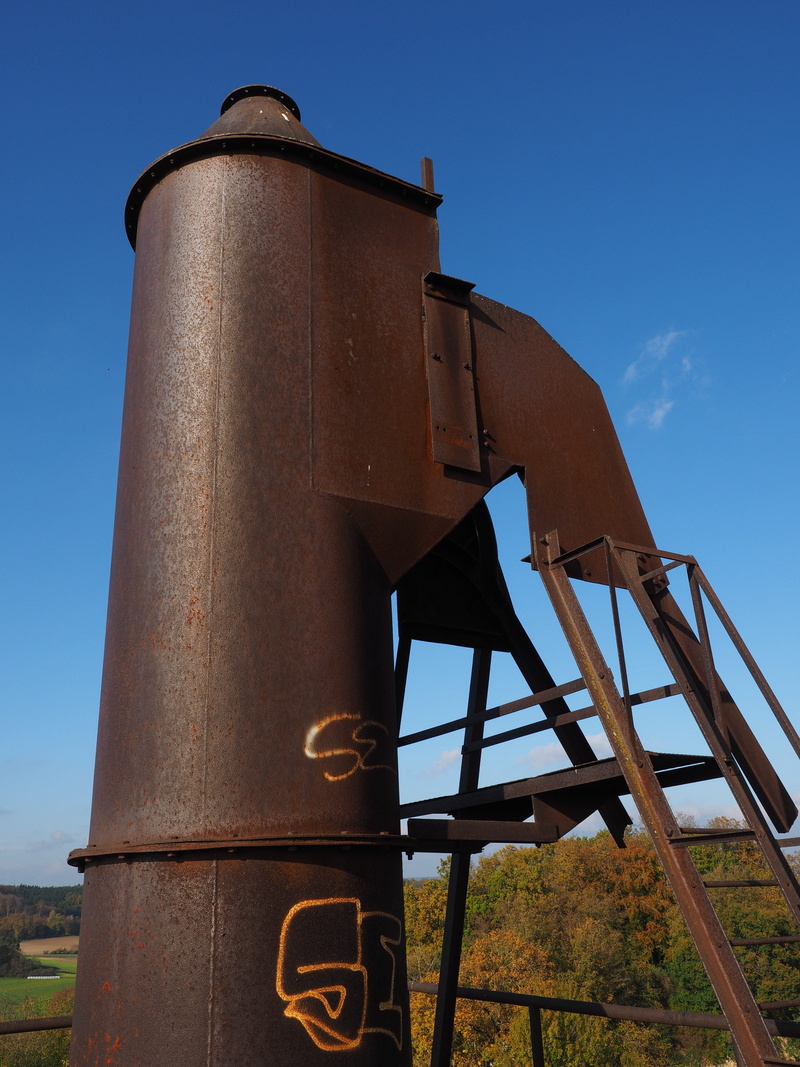 metal, clear sky, swabian alb, 4K, architecture, industry, Chimney, Fireplace, storage tank, rusty, blue, no people, mining, field, industrial plant, low angle view