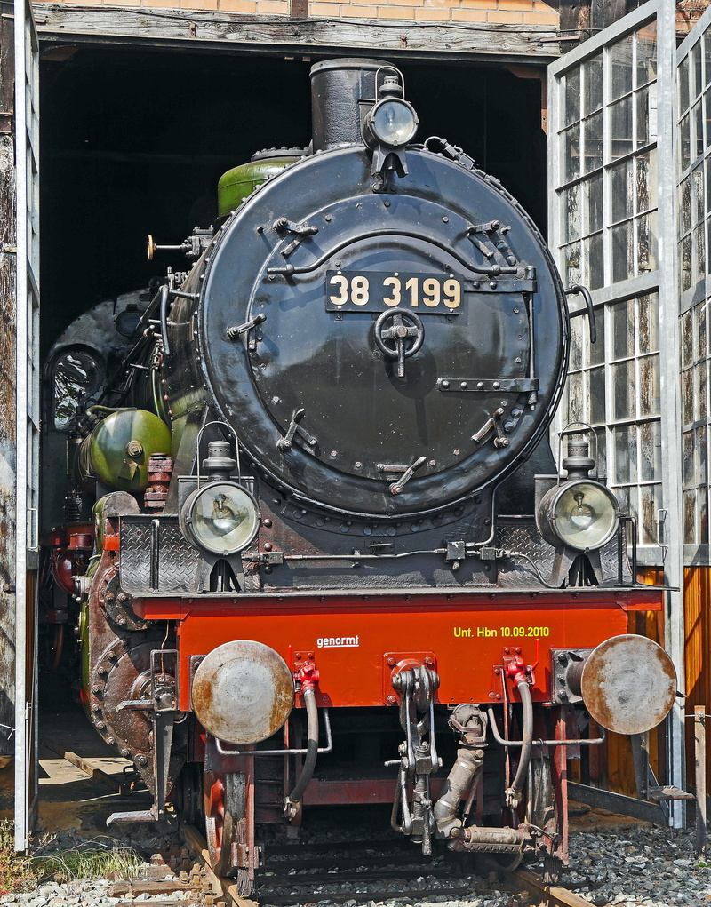 no people, steam locomotive, mode of transportation, track, the past, public transportation, 4K, antique, locomotive, exhibition, railroad track, tradition
