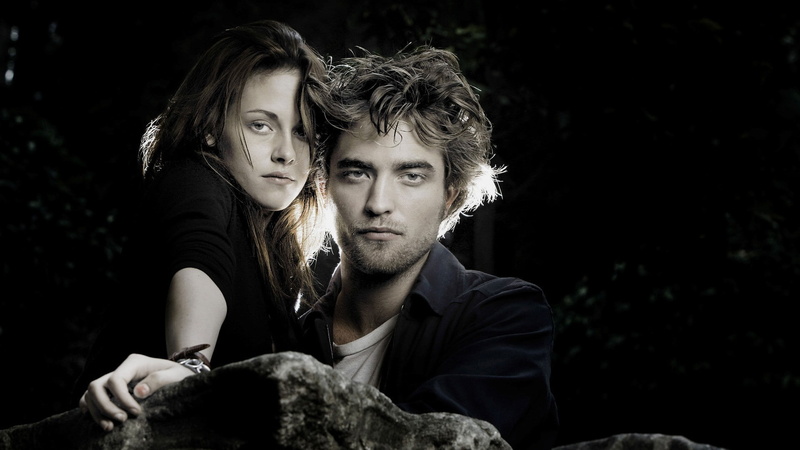 dark, two people, young couple, twilight kristen stewart robert pattinson, love, men, young adult, positive emotion, women, portrait, heterosexual couple