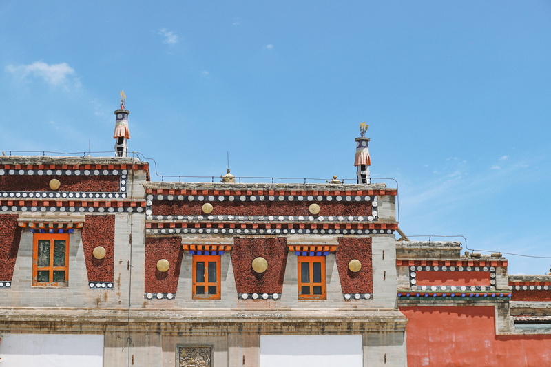 5K, plaza, city, bell tower, monastery, castle, town, sculpture, sky, tower, photo, urban, town square, decoration, fort, concrete, travel, roof, downtown