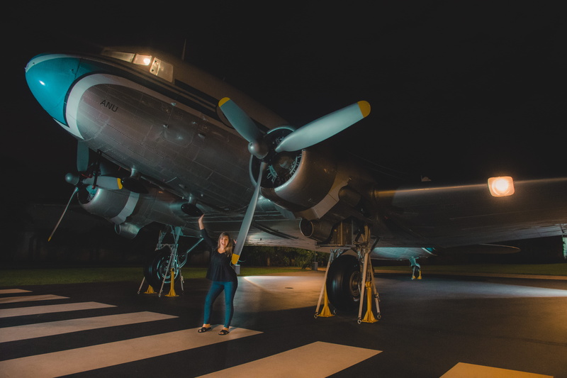 poa, two people, aerospace industry, mode of transportation, 5K, working, occupation, douglas, night, douglas dc3, girl, boulevard, people, light, airport runway
