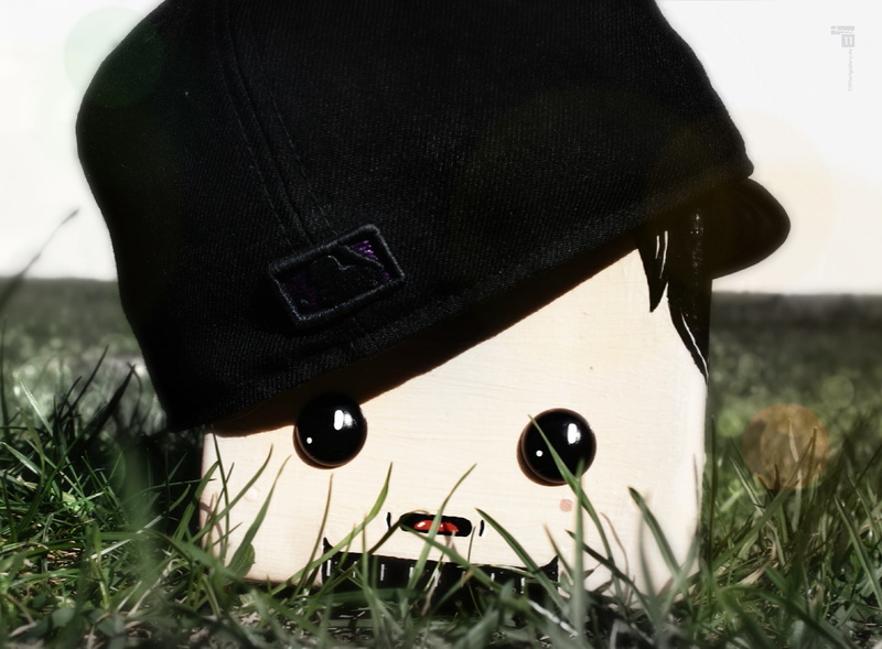 personal accessory, representation, hat, Cartoons/Others, focus on foreground, close-up, Artistic, 1080P, nature, field, oki, clothing, real people, black color