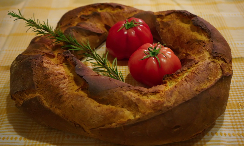 food, homemade, wellbeing, no people, delicious, rosemary, alimentari, bread, sano, freshness, plant, foodart, indoors, vegetarian, tomatoes, fruit, nutrition