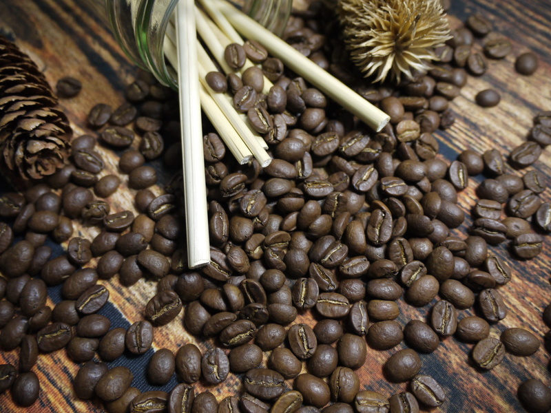 close-up, cafe nguyen chat, indoors, spice, table, drink, coffee bean pure, ca phe hat nguyen chat, coffeebean, cappuccino, food and drink, still life