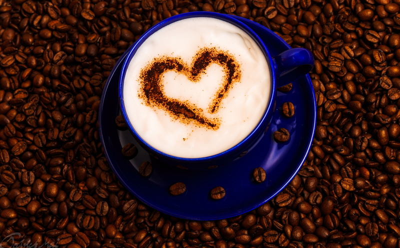 5K, drink, cup, saucer, hot drink, refreshment, coffeebeans, beverage, crockery, Coffee, still life, caffeine, love, frothy drink, latte, Beans, positive emotion