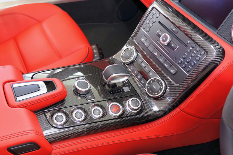 red, luxury, dashboard, panel, 4K, competitive sport, push, button, auto, racecar, benz, design, vehicle, climate, transportation, vehicle interior, motor vehicle