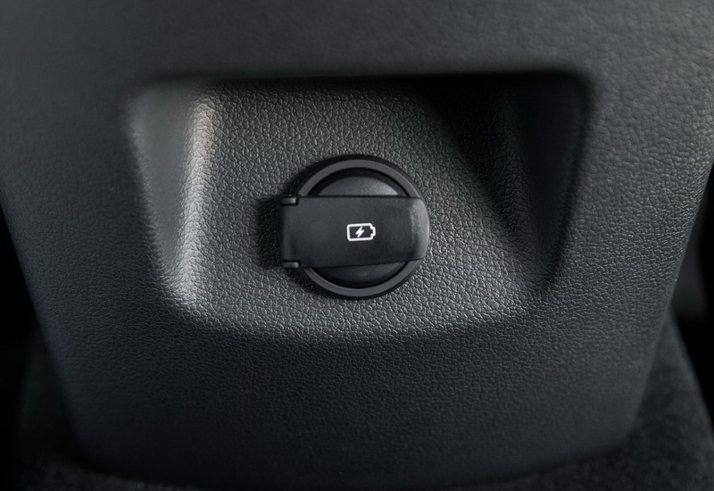 vehicle interior, power supply, tucson, close-up, switch, communication, car interior, start button, push button, mode of transportation, 720P, connection