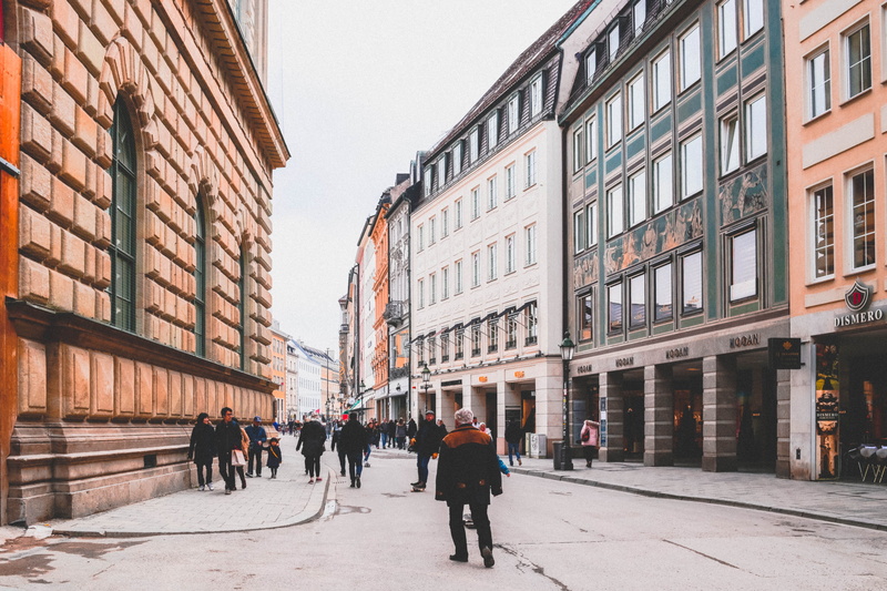 lights, perspective, group of people, cityscape, walking, abstract, architexture, architecture, crowd, building exterior, day, city, germany, outdoors