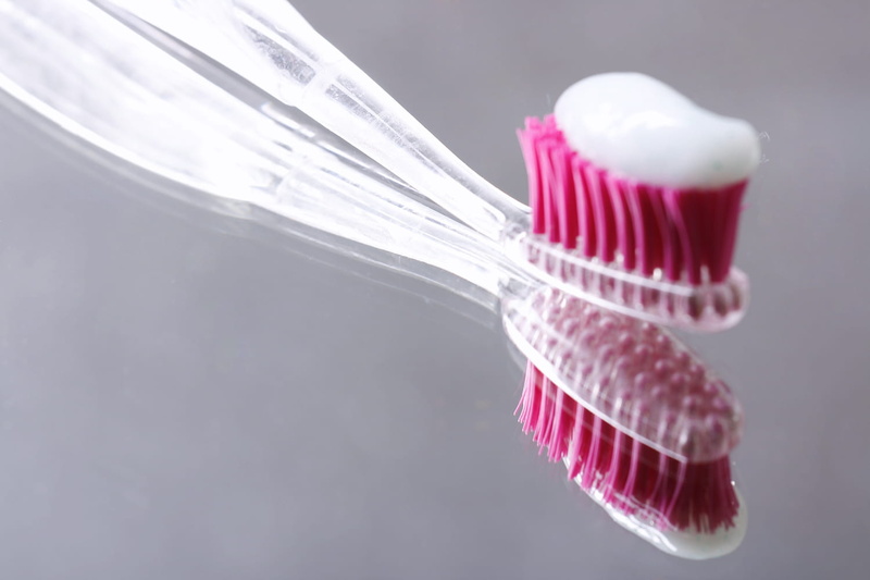 dental health, 720P, morning, dentist, paste, closeup, studio shot, technology, dieting, group of objects, clean, healthcare, indoors, close-up, pink color