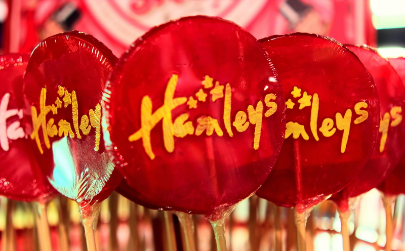 positive emotion, Sweet, no people, heart shape, Candy, red, Food and Drink, Colorful, 5K, delicious, Lollipops, food, celebration, happiness, sweet food