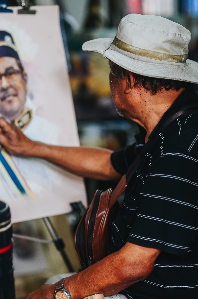 real people, man, street, retro, artist, 1080P, portrait, oldman, occupation, males, painter, waist up, painting, artistic, photography, adult, people