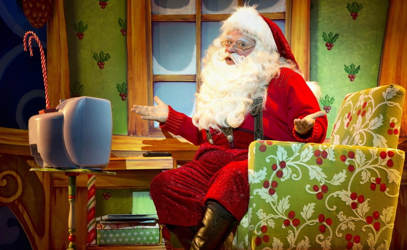 one Person, 1080P, domestic, armchair, santa Claus, vertebrate, sitting, house, people, claus, holiday - event, tv, domestic animals, winter