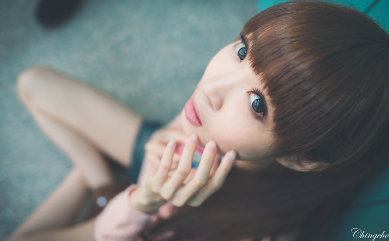 childhood, portrait, hairstyle, child, Asian, bigeyes, high angle view, body part, headshot, beautiful woman, hand, 5K, lifestyles, looking at camera