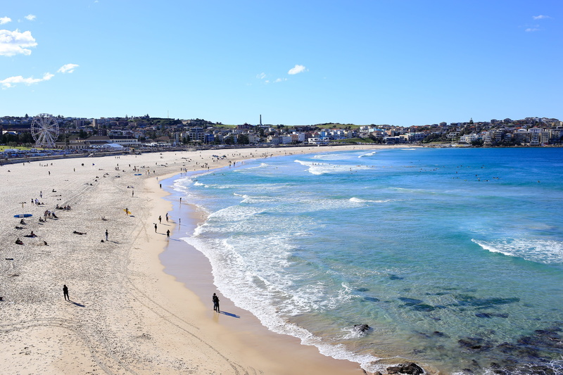 wave, water, seaside, vacation, sea, nature, day, landmark, land, outdoors, coastline, view, beach, summer, bondi beach, aerial, swimming, famous, holiday