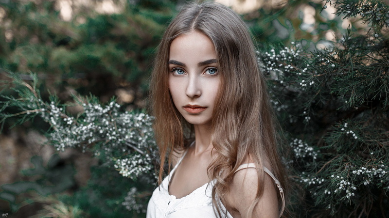 looking at viewer, 2K, model, women, women outdoors, portrait, brunette, Alina Matsiborko, blue eyes, long hair