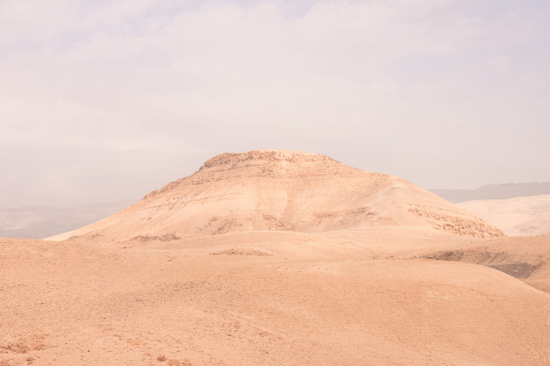 cloud - sky, scenics, rock, hill, brown, tranquil scene, cloud, landscapes, sandy, climate, semi-arid, rock - Object, sand, landscape, wilderness Area