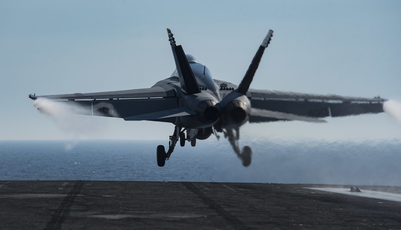 airport, air Travel, speed, commercial Airplane, F-18, jet - Band, airplane, military, transportation, day, on the move, aircraft Wing, Takeoff, Uss Dwight D