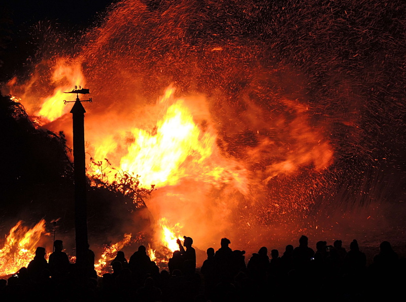 danger, accidents and disasters, people, sign, burn, outdoors, warning sign, burning, event, hot, communication, fire - natural phenomenon, celebration
