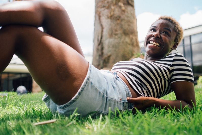 men, pose, daytime, person, beautiful, daylight, happiness, casual clothing, smile, white, fashion, real people, portrait, leisure, wear, shirt, wearing